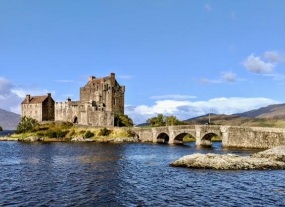 Mobile Eilean Donan Select Scotland Tours